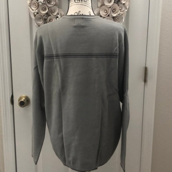 DONATEDGeoffrey Beene Men’s grey crew neck sweater - Picture 4 of 6